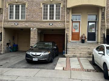 Apartment to rent in Pickering - Balcony