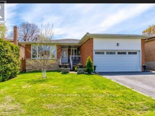 apartment at 12 BOWSHELM COURT, Mississauga, Ontario, L5N1K1