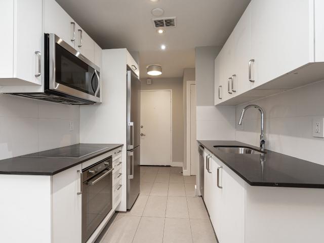 apartment at 12 Bater Avenue East York Toronto M4K 2C3