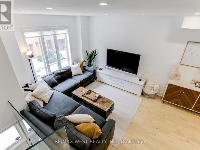 apartment at 12 GROGAN MEWS