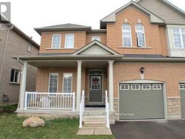 apartment at 135 MAROON DRIVE, Richmond Hill, Ontario, L4E5B7