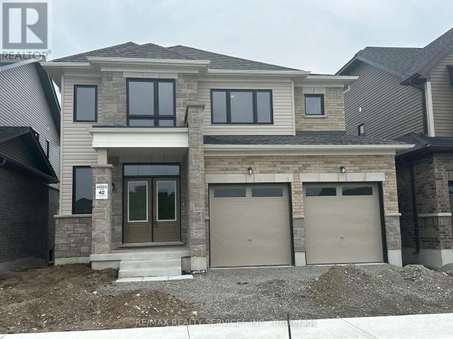 apartment at 136 THICKETWOOD AVENUE, Barrie, Ontario, L9J0W8