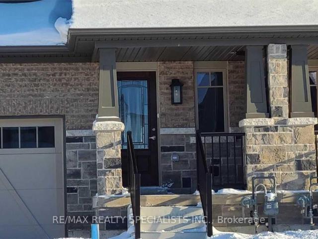 apartment at 137 STONEBROOK WAY, Grey Highlands, Ontario, N0C1H0