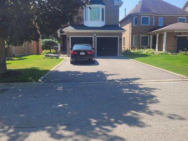 apartment at 130 WIDDIFIELD AVENUE, Newmarket, Ontario, L3X1Z3