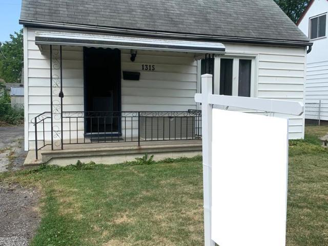 apartment at 1315 PARTINGTON AVENUE, Windsor, Ontario, N9B2P5