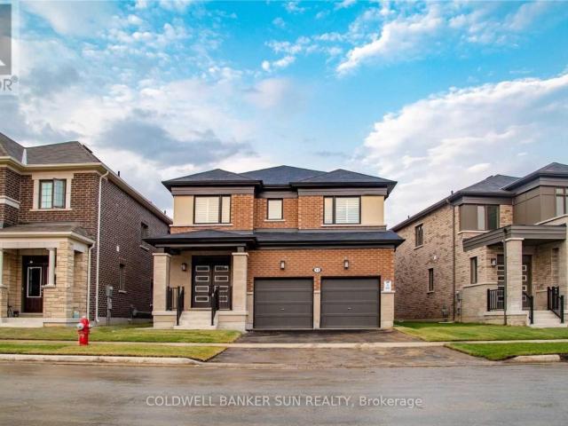 apartment at 13 DIVERS ROAD, Brampton, Ontario, L7A5C8