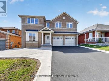 apartment at 1447 BASSINGTHWAITE COURT, Innisfil, Ontario, L9S0E1