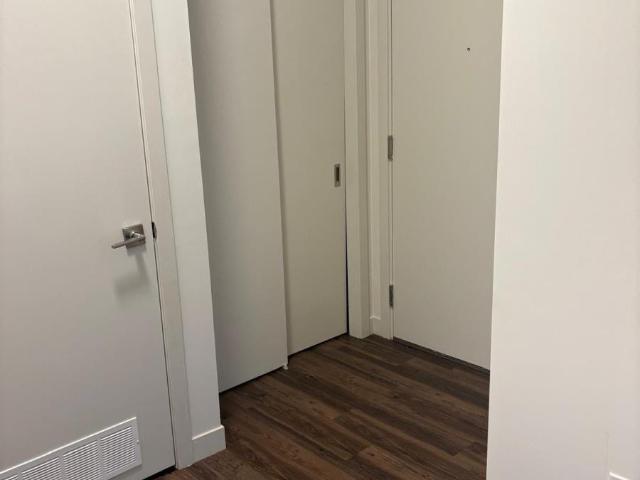 apartment at 1406 2081 FAIRVIEW STREET, Burlington, Ontario, L7R0E4