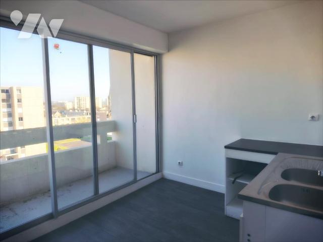 Apartment at 14 Caen, CAEN, 14000, France