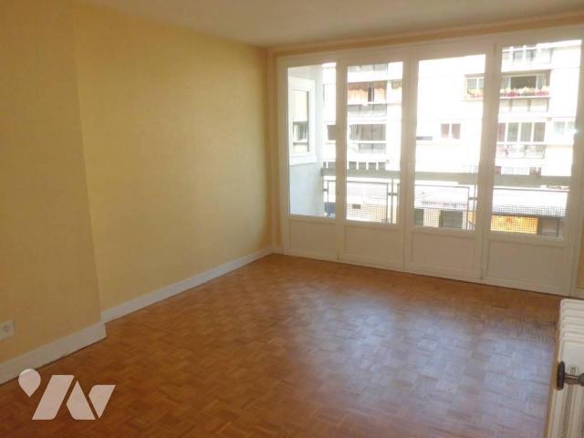 Apartment at 14 Caen, CAEN, 14000, France