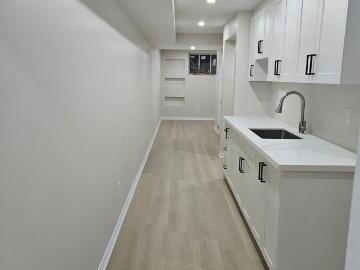 apartment at 14 LOWER LEVEL 5672 DORCHESTER ROAD, Niagara Falls, Ontario, L2G4Y8
