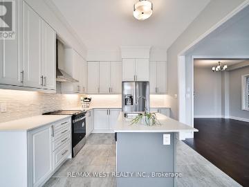apartment at 14 PERIWINKLE ROAD E, Springwater, Ontario, L0L1Y3