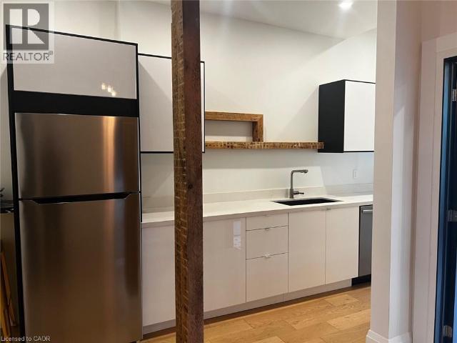 apartment at 158 WELLINGTON Street S Unit# 1