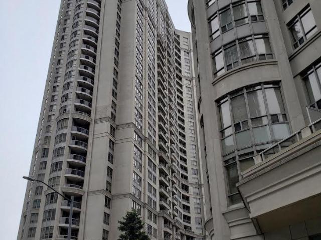 apartment at 1501 3880 DUKE OF YORK BOULEVARD, Mississauga, Ontario, L5B4M7
