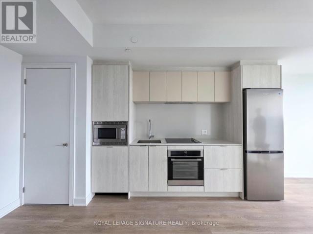 apartment at 1507 – 3009 NOVAR ROAD