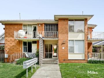 apartment at 15/289 Upper Heidelberg Road, Ivanhoe