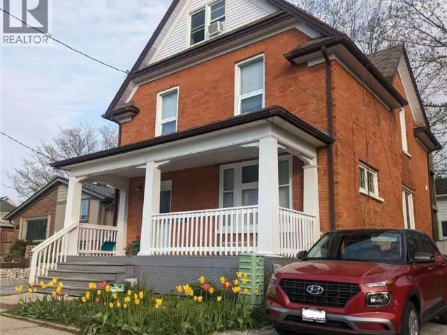 apartment at 153 DAWSON Street Unit# Room 2, Waterloo, Ontario, N2L1R9