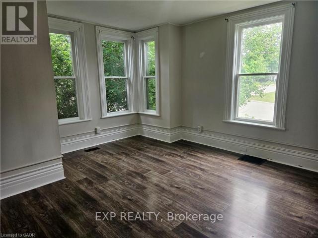 apartment at 15 CEDAR STREET, Aylmer, Ontario, N5H2E6
