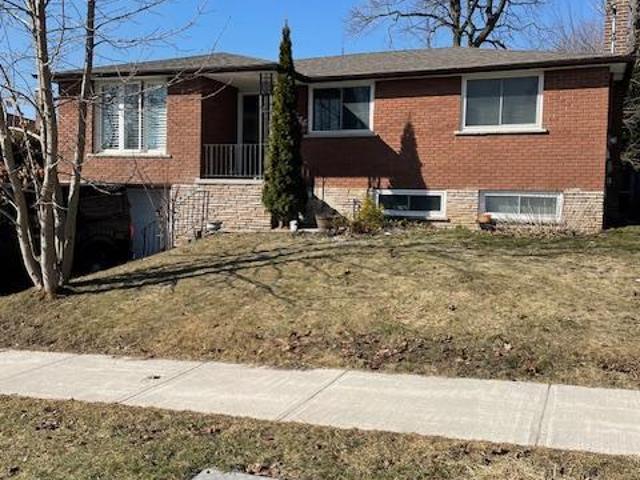 apartment at 166 COLLINGS AVENUE, Bradford West Gwillimbury, Ontario, L3Z1W1