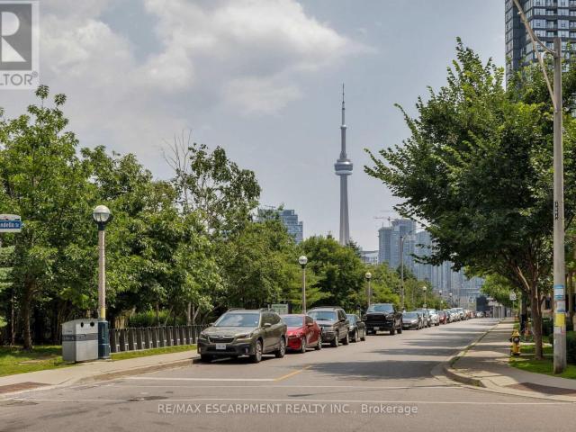 apartment at 1605 100 WESTERN BATTERY ROAD, Toronto, Ontario, M6K3S2