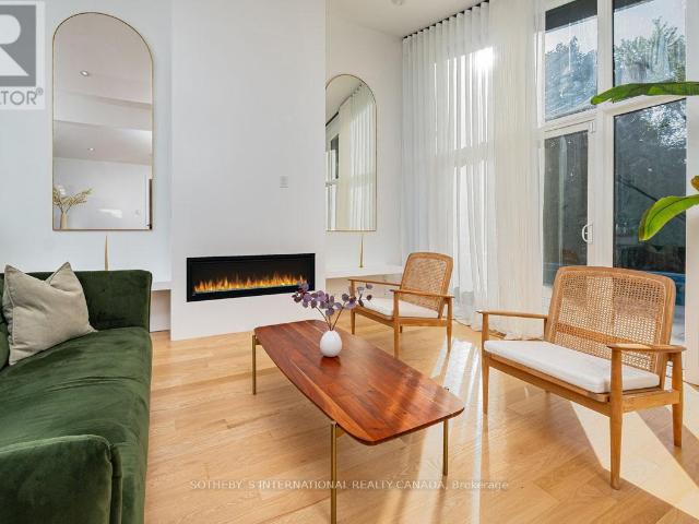 apartment at 16 LEGATO COURT, Toronto, Ontario, M3B1L7