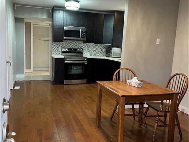 apartment at 179 VINE Street S