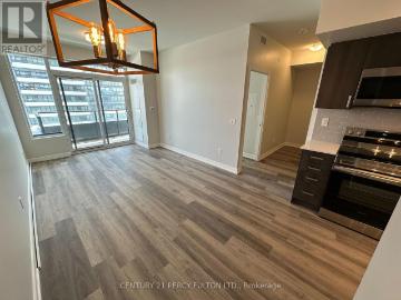 Durham, Ontario - Office room