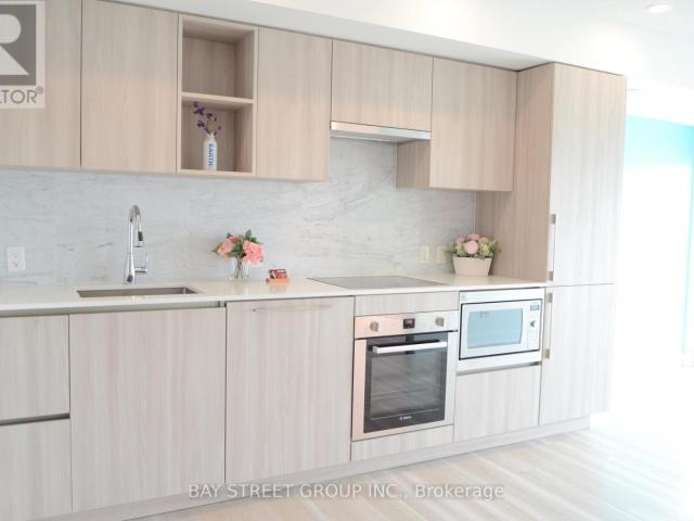 apartment at #1716 17 BATHURST STREET, Toronto, Ontario, M5V0N1