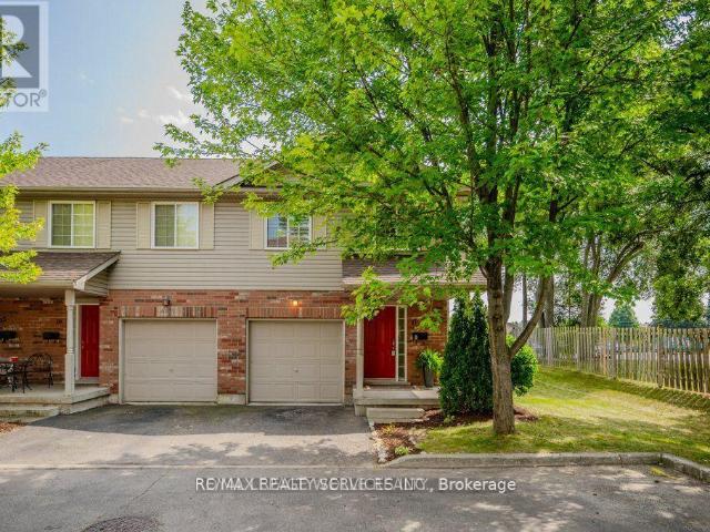 apartment at 17 120 DUDHOPE AVENUE, Cambridge, Ontario, N1R4T7