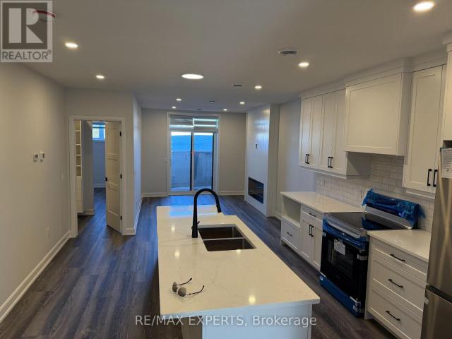 apartment at 17 – 440 WELLINGTON STREET E