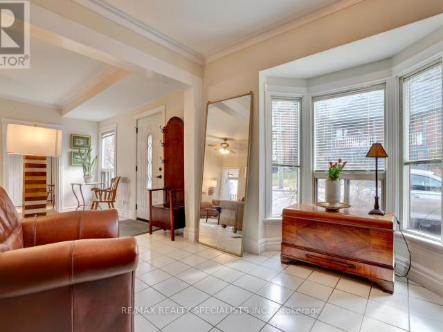 apartment at 17 FOSTER AVENUE