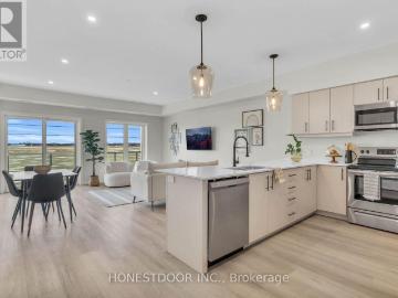 Wellington, Ontario - Balcony, Lift