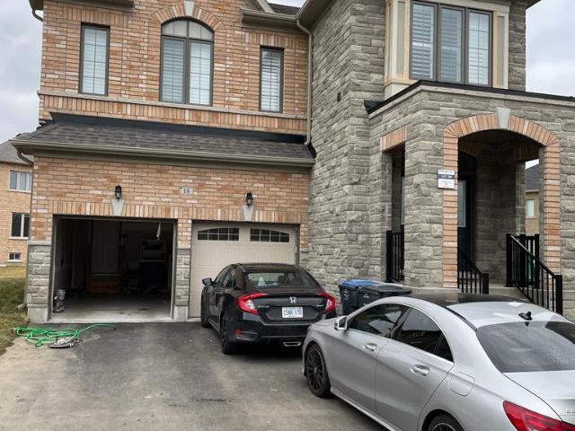 apartment at 18 BACHELOR STREET