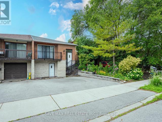 apartment at 18 LEVITT COURT, Toronto, Ontario, M2R3P9