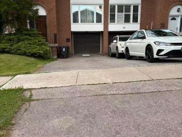 apartment at 18 LYNCH ROAD, Toronto, Ontario, M2J2V5