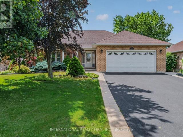 apartment at 18 SEA BREEZE DRIVE, Norfolk, Ontario, N0A1N7