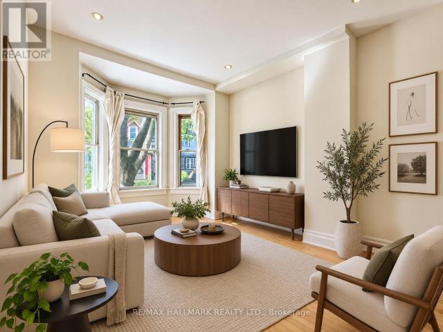 apartment at 193 BOULTON AVENUE