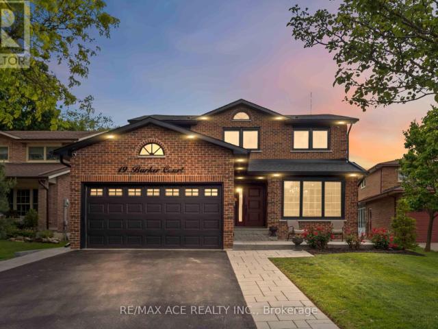 apartment at 19 BARKER COURT, Markham, Ontario, L3P3X9