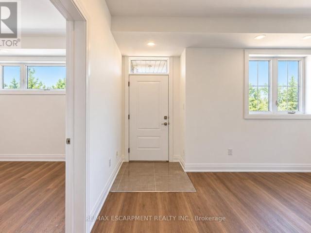 apartment at 1 86 POULETTE STREET, Hamilton, Ontario, L8P4E2