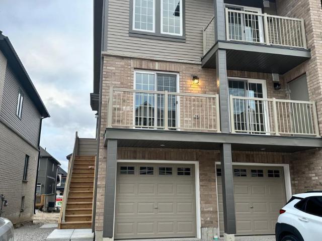 apartment at 1 9 HAY LANE, Barrie, Ontario, L9J0C2
