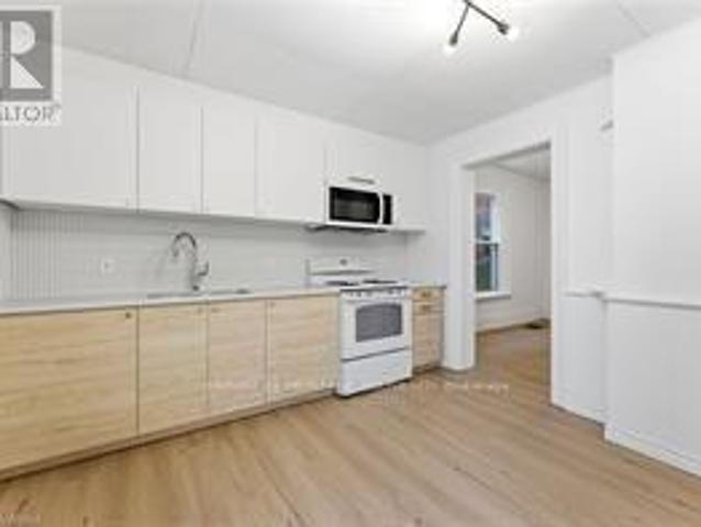 apartment at 1 176 DARLING STREET, Brantford, Ontario, N3S3W6