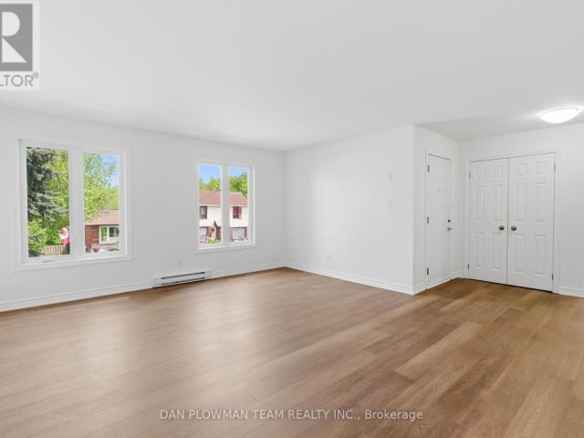 apartment at 1 176 NASSAU STREET, Oshawa, Ontario, L1J4A5