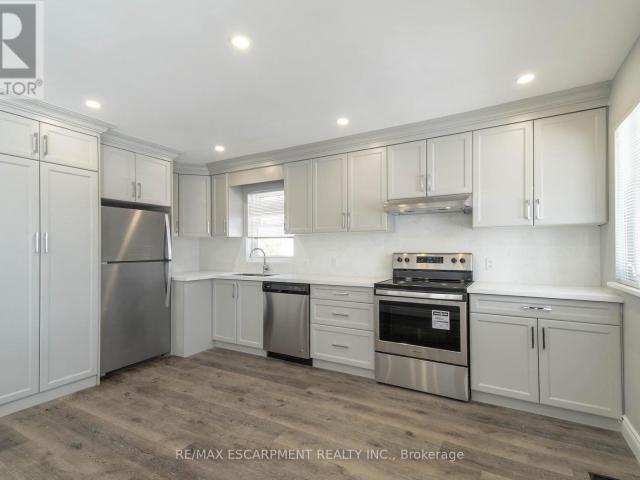 apartment at 1 196 UPPER PARADISE ROAD, Hamilton, Ontario, L9C5B9
