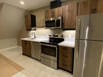 apartment at 1 363 PARKSIDE DRIVE, Toronto, Ontario, M6R2Z5