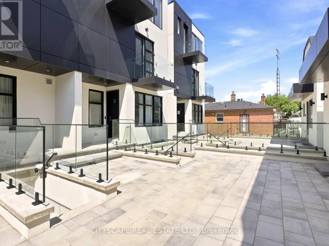 apartment at 1 LOWER 589 OAKWOOD AVENUE, Toronto, Ontario, M6E2X8