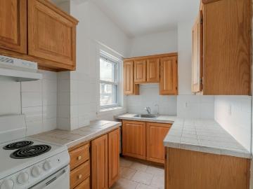 Apartment for rent in T, Brossard
