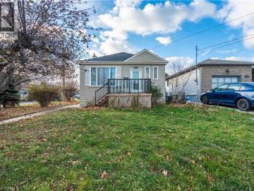 apartment at 204 GLOW Avenue Unit# UPPER