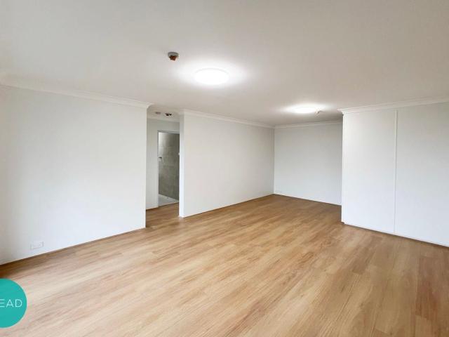 RENOVATED UNIT IN A CONVENIENT LOCATION