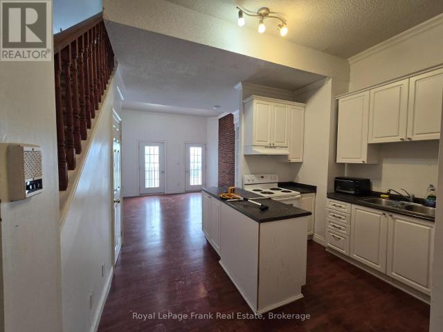 apartment at 205 54 KING STREET E, Clarington, Ontario, L1C1N3