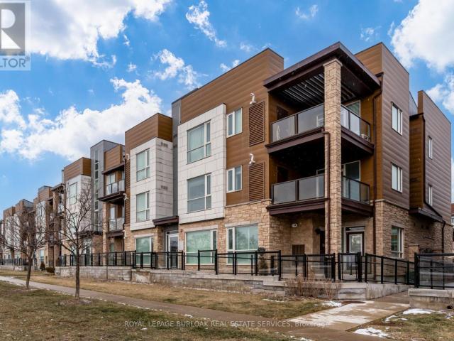 apartment at 206 2393 BRONTE ROAD, Oakville, Ontario, L6M4J2